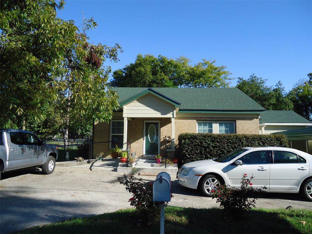 301 Locust Street - Photo 1