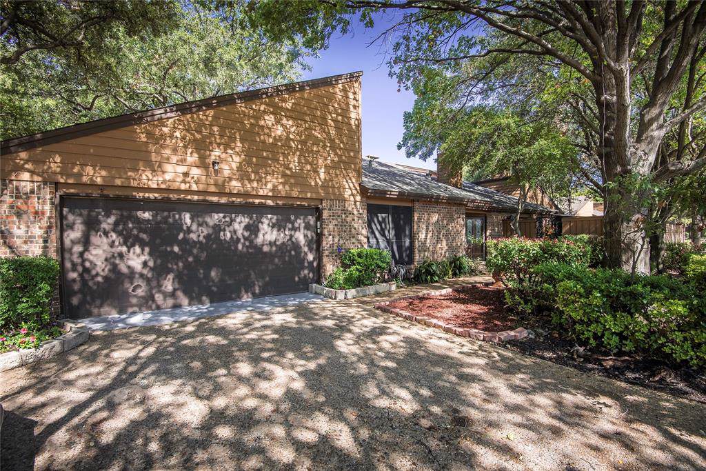 3302 Water Oak Court - Photo 1