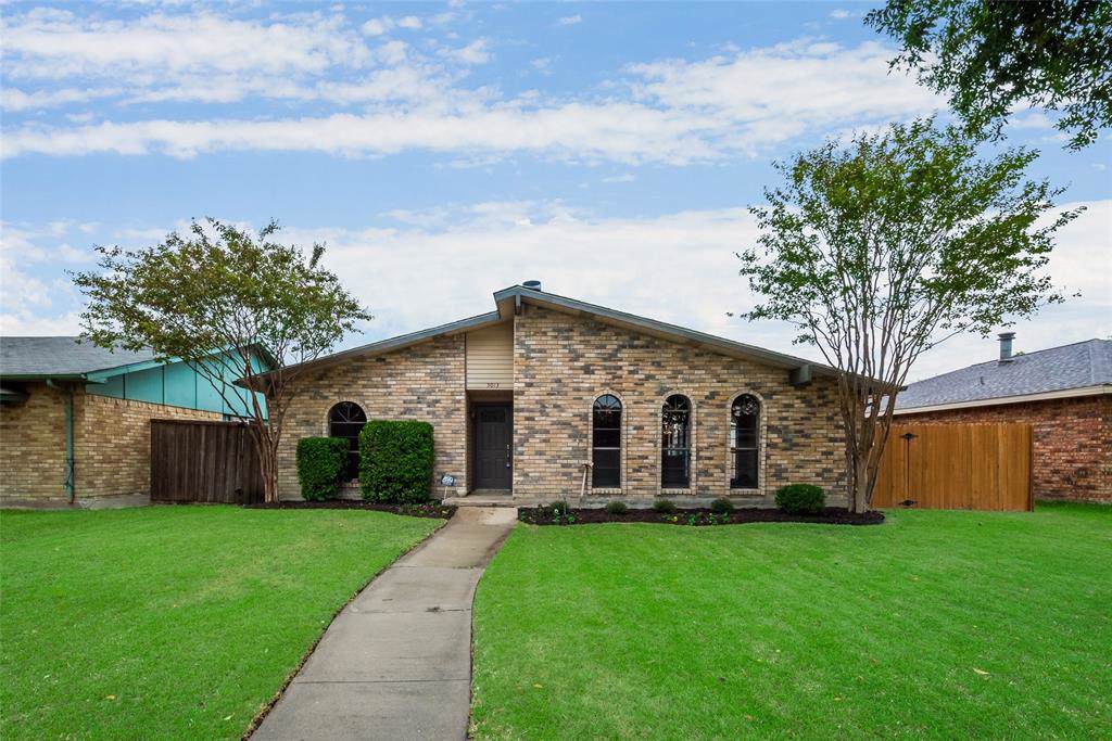 5013 Crawford Drive - Photo 1