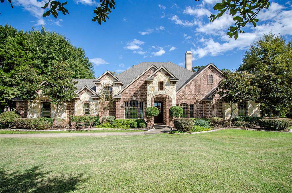 148 Bayview Circle - Photo 1