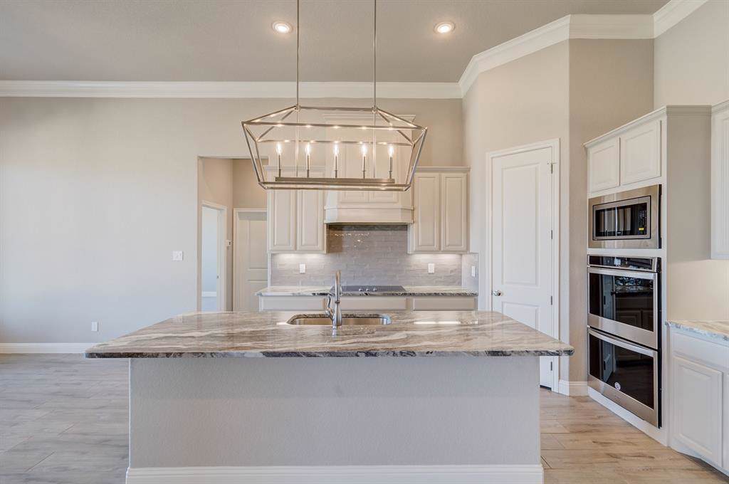247 Harvard Lane - Photo 1