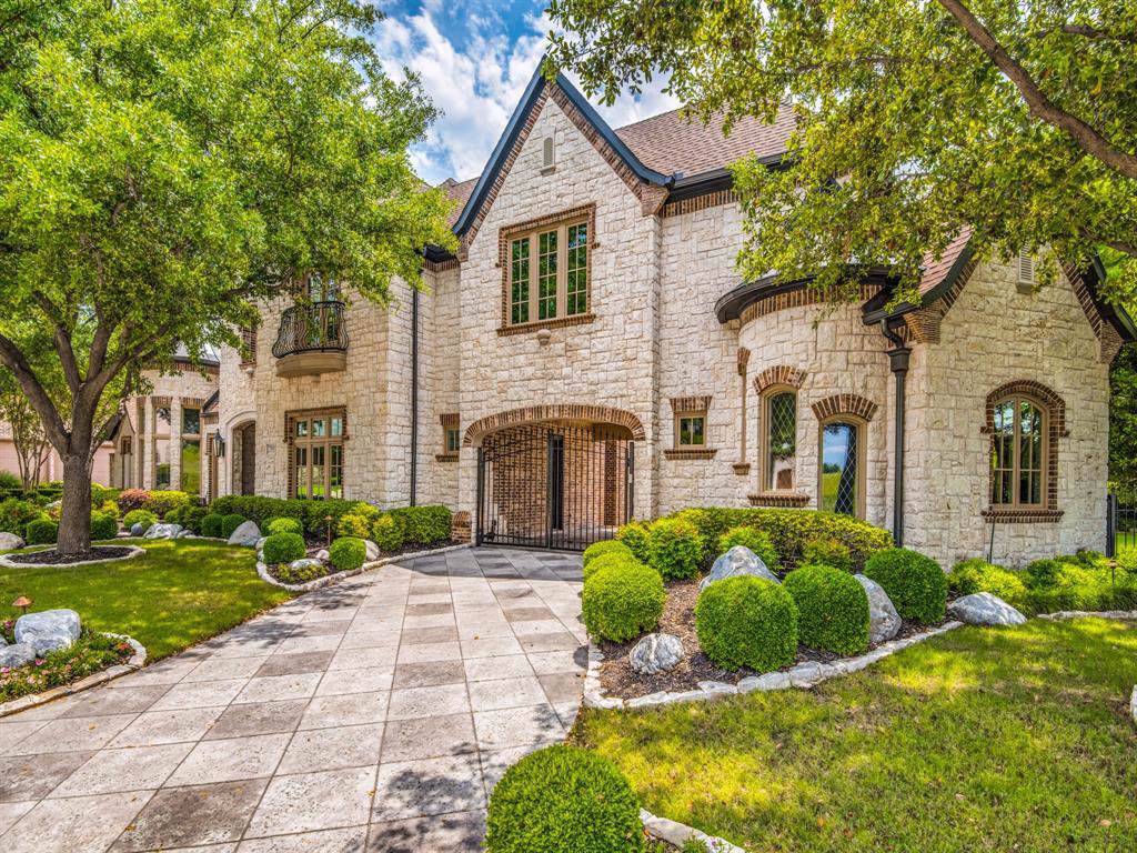 7513 Beacon Hill Road - Photo 1