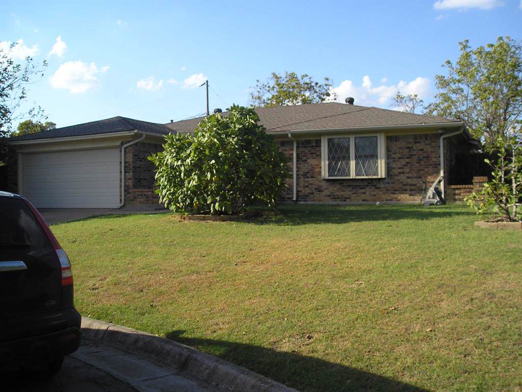 901 Freestone Court - Photo 1