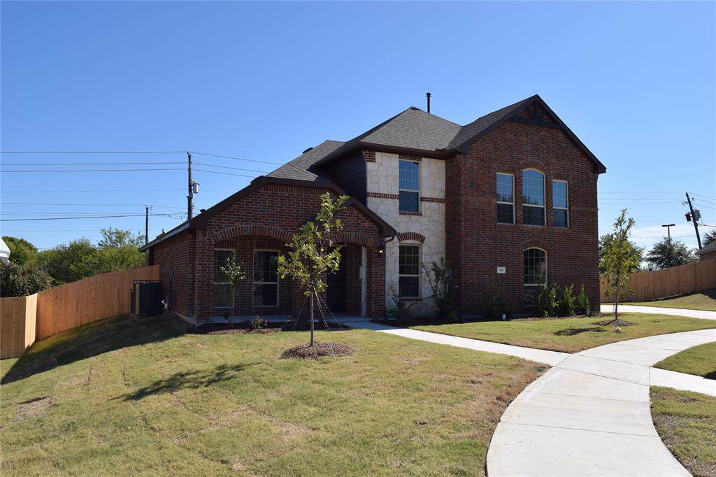 706 Camden Court - Photo 1