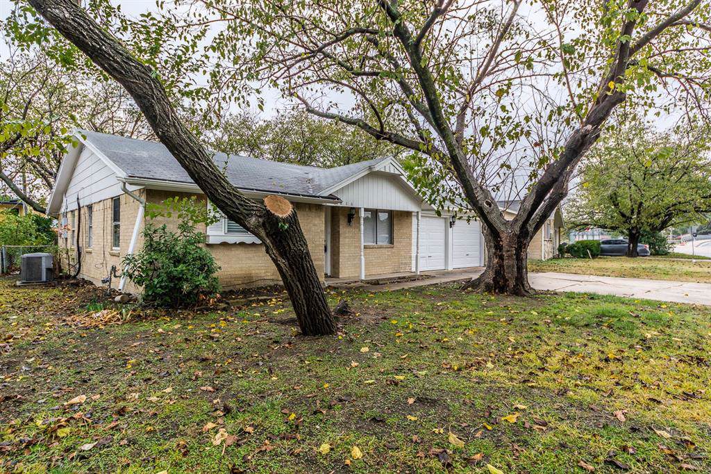 2616 Mitchell Street - Photo 1