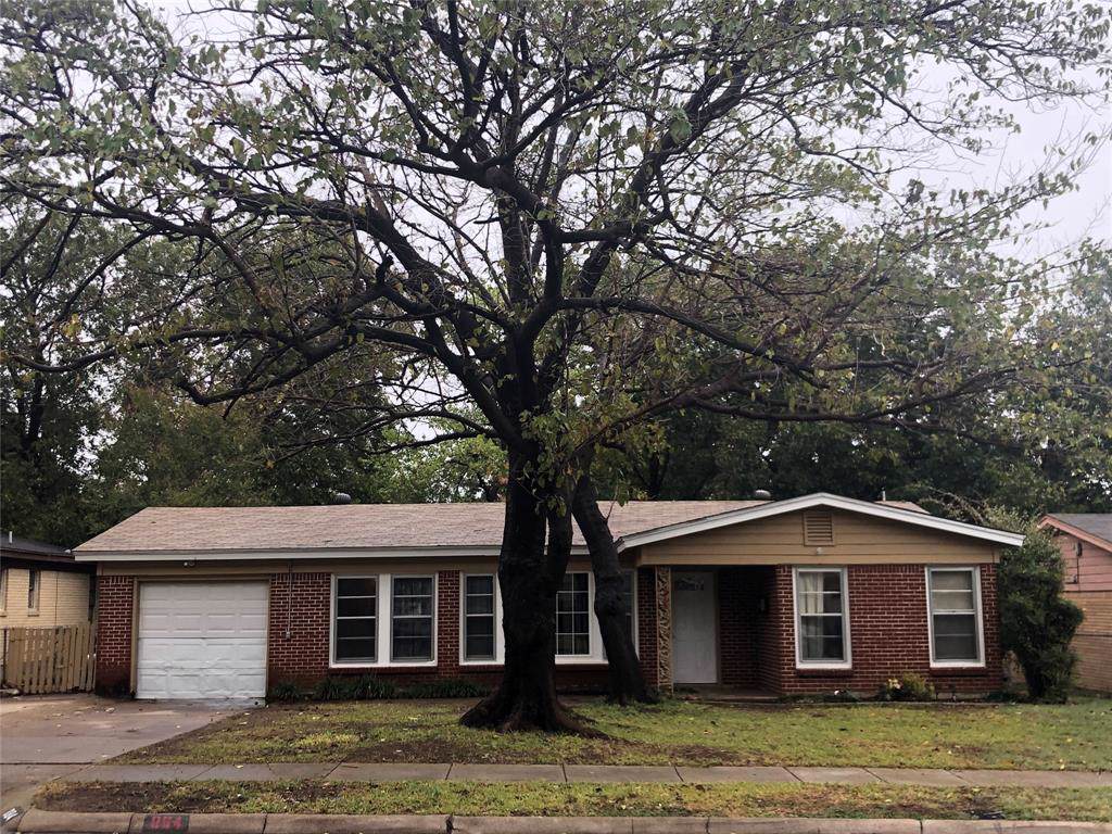 884 Russell Lane - Photo 1