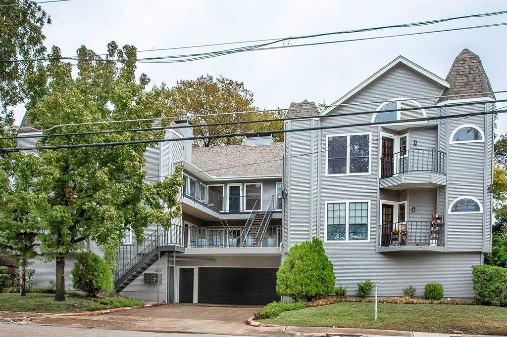 218 Beacon Street - Photo 1