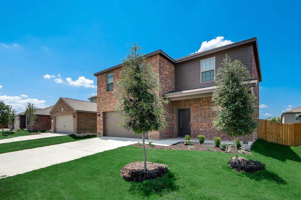 212 Aaron Street - Photo 1