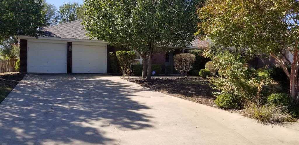 1904 Yellowstone Drive - Photo 1