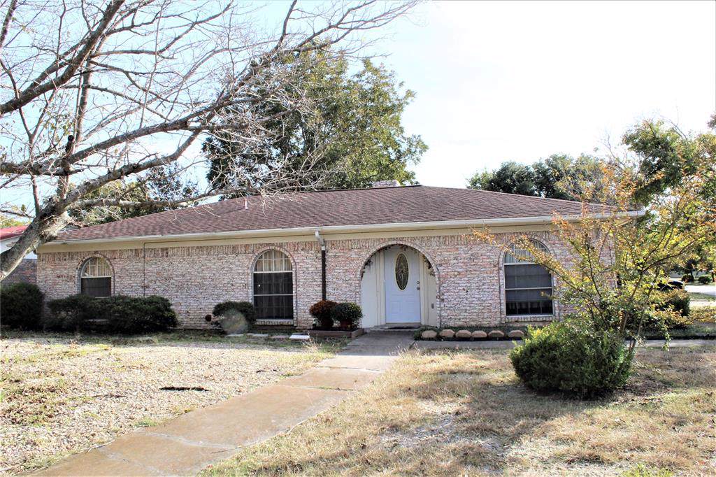 105 Hopper Street - Photo 1