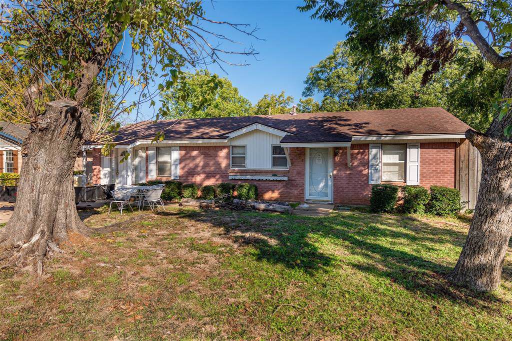 1004 Wilemon Drive - Photo 1