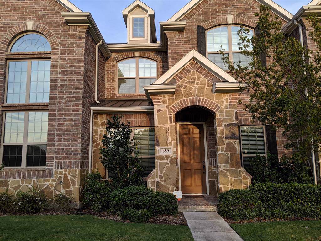 659 Emily Lane - Photo 1