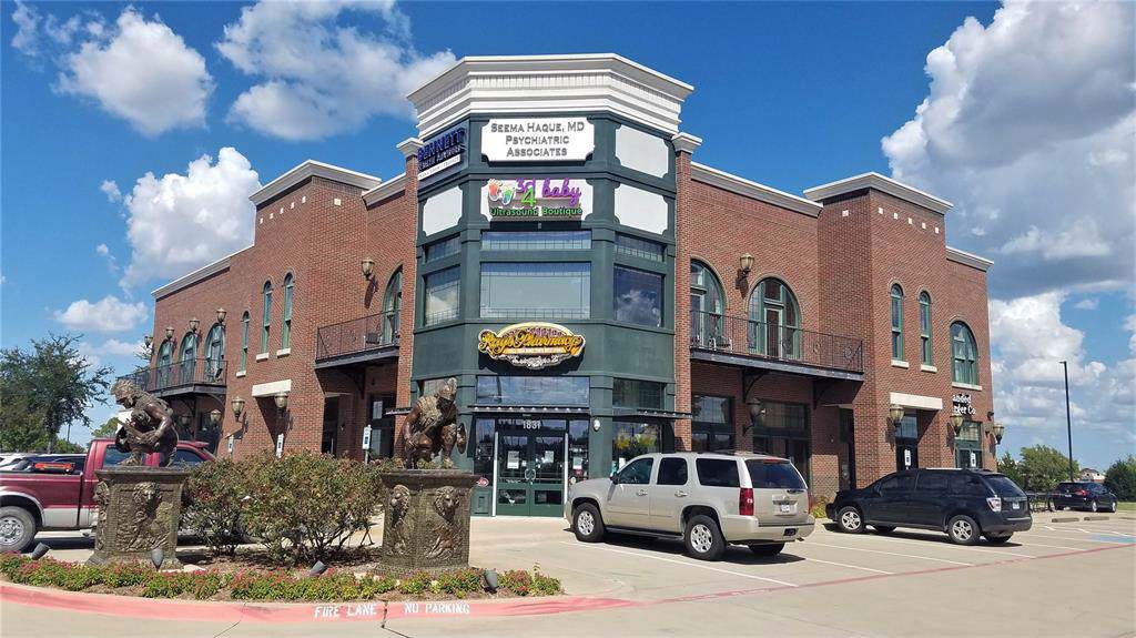 1831 Broad Street - Photo 1