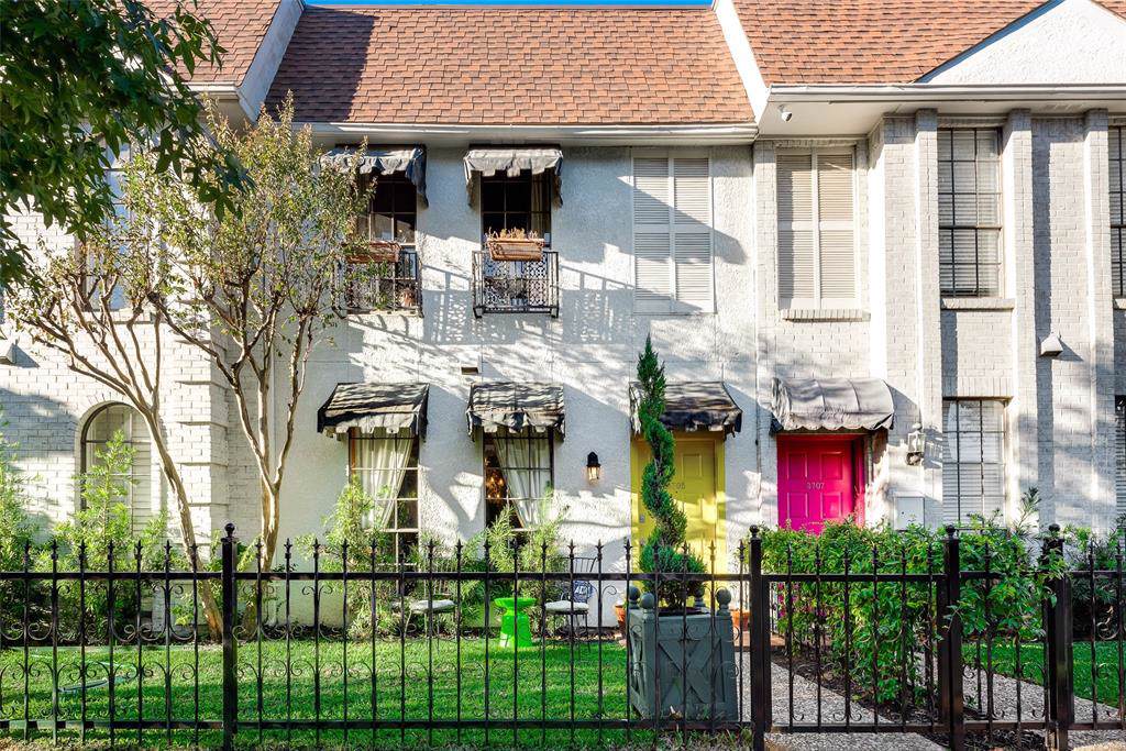 3705 Brown Street - Photo 1