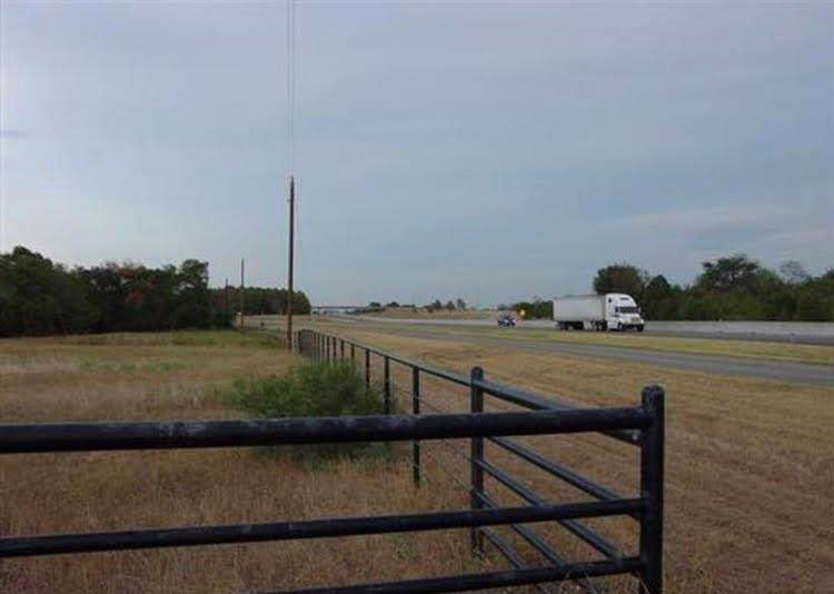 TBD Interstate Hwy 30 - Photo 1
