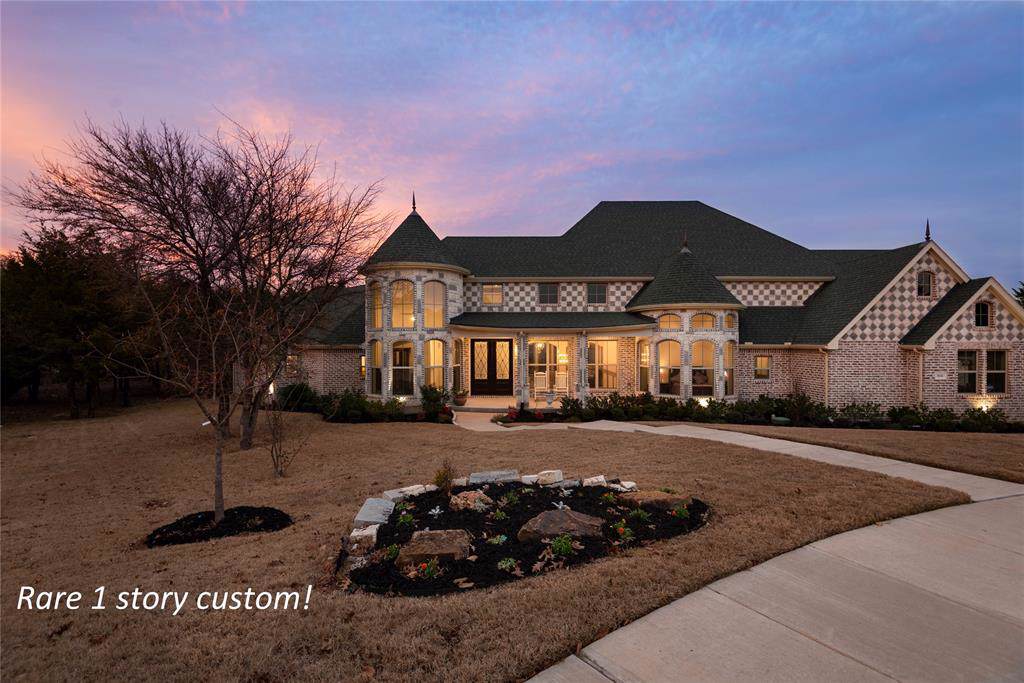 5111 Pond View Lane - Photo 1