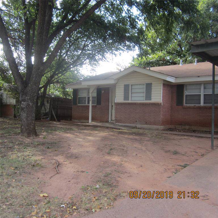3733 Laurel Drive - Photo 1
