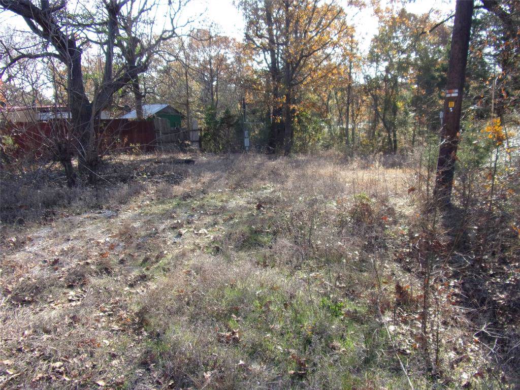 140 Elm Drive - Photo 1
