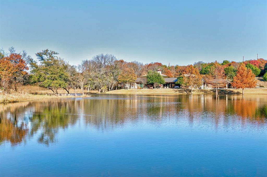 305 Belle Circle - Photo 1