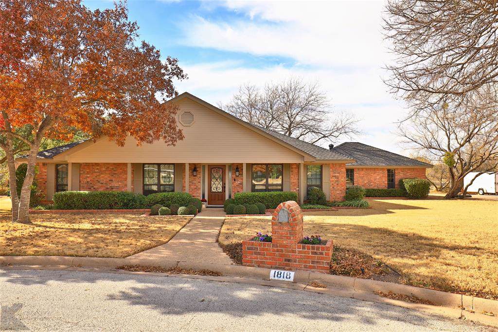 1818 Echo Court - Photo 1