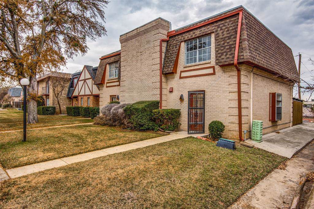 1817 Grauwyler Road - Photo 1