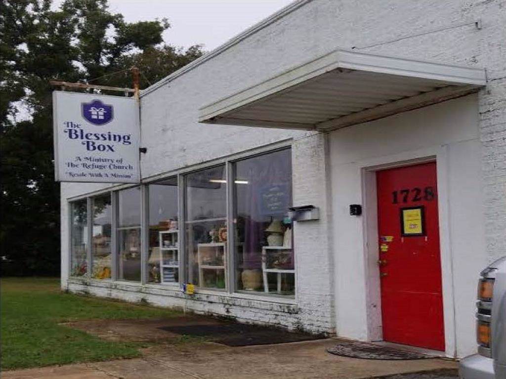 1728 Morton Street - Photo 1