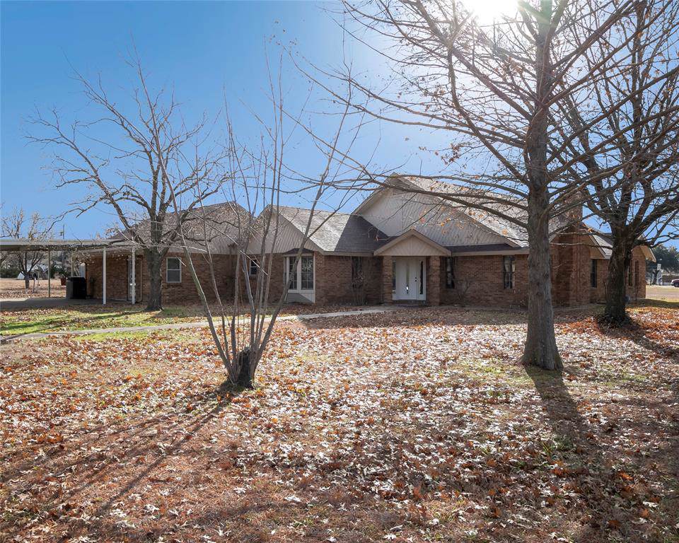 11 Amanda Lane - Photo 1