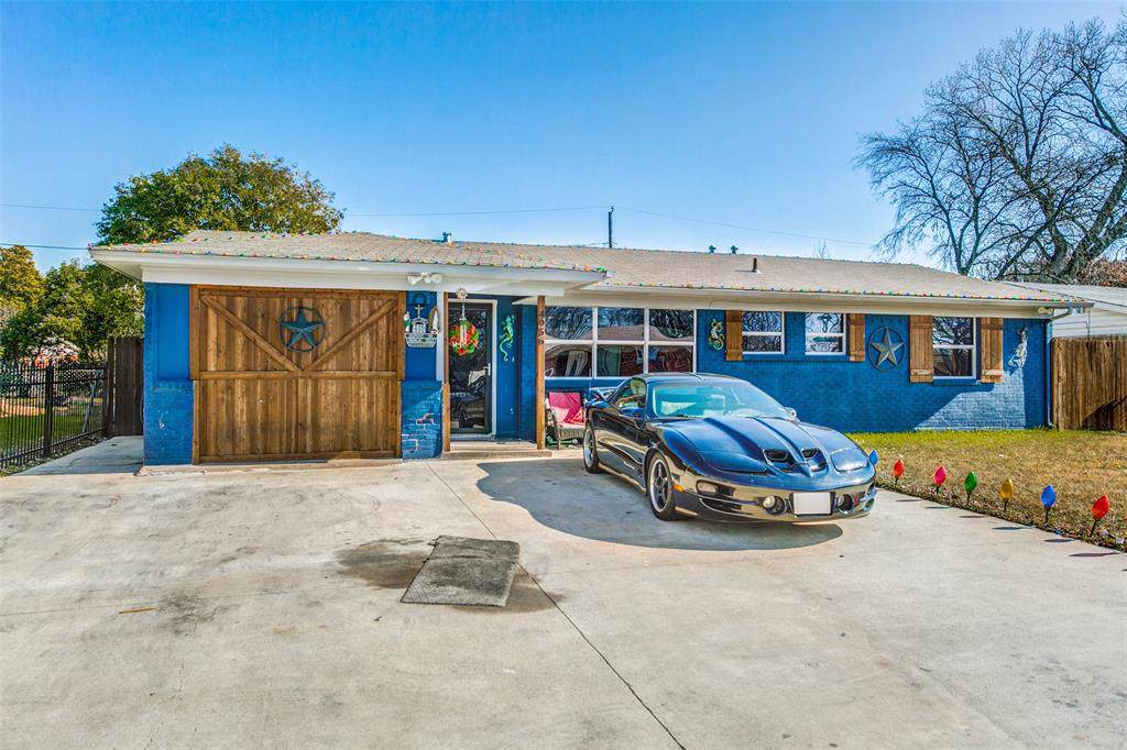 4956 Dupont Drive - Photo 1