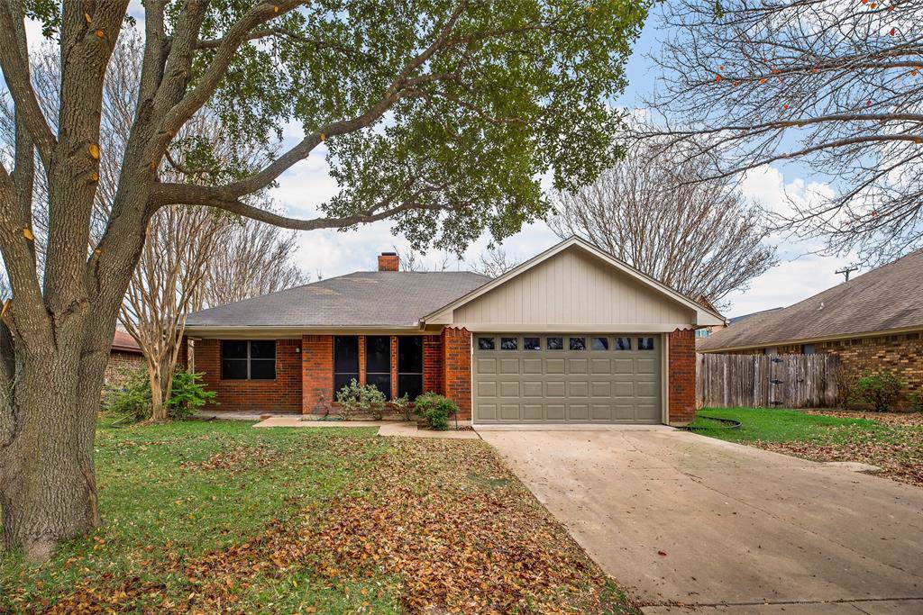 204 Meadow Lane - Photo 1