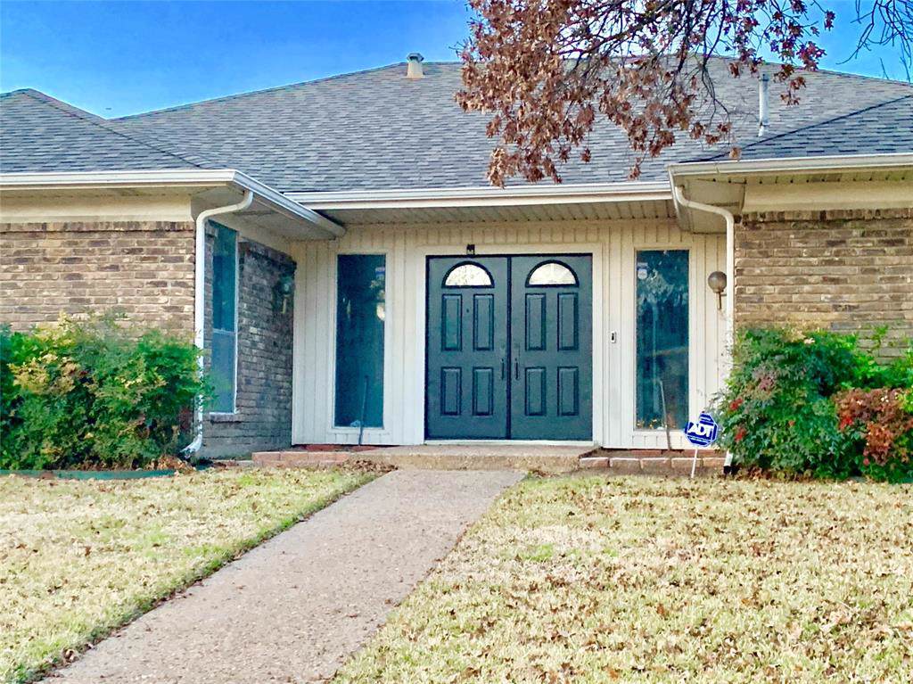 10109 Apple Creek Drive - Photo 1