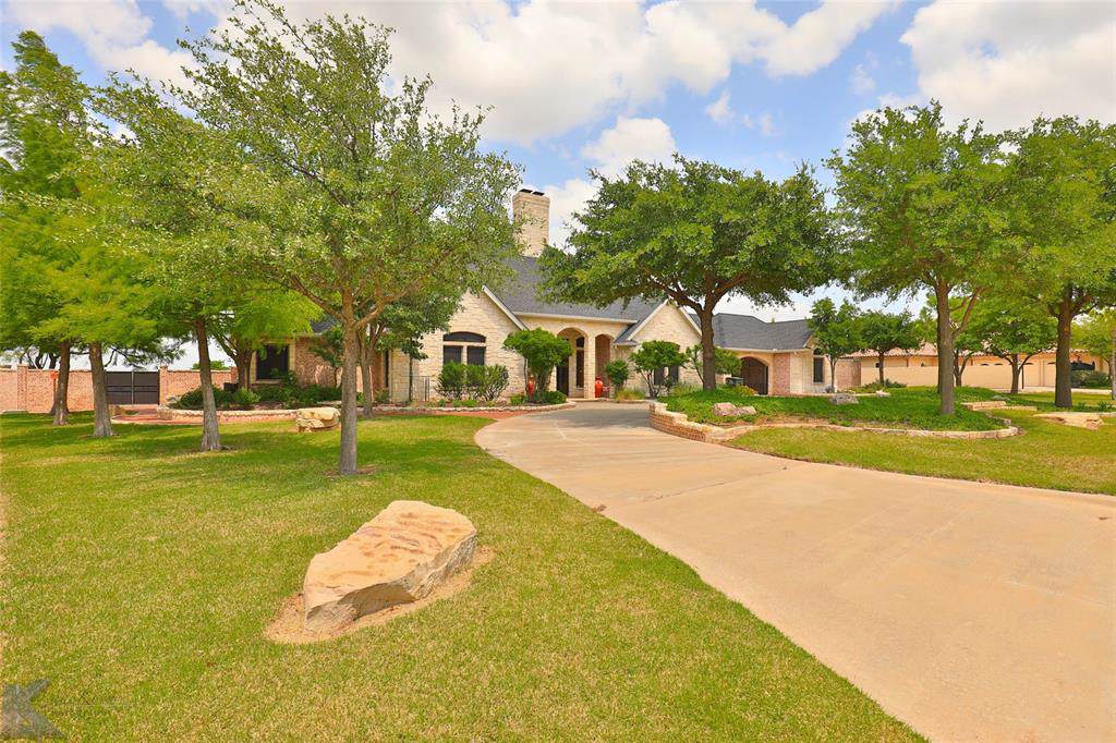 1208 Saddle Lakes Drive - Photo 1 1208 Saddle Lakes Drive - Photo 1