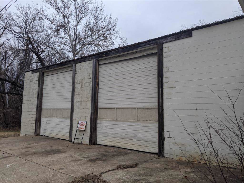 420 Crockett Street - Photo 1