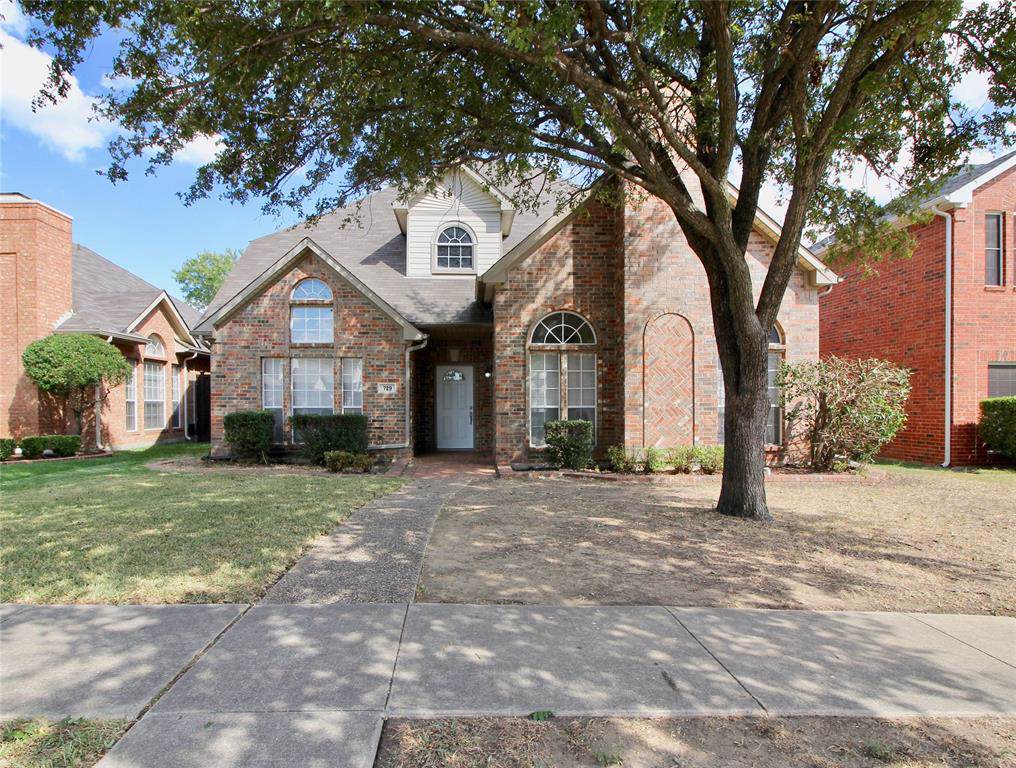 729 Fairlawn Street - Photo 1