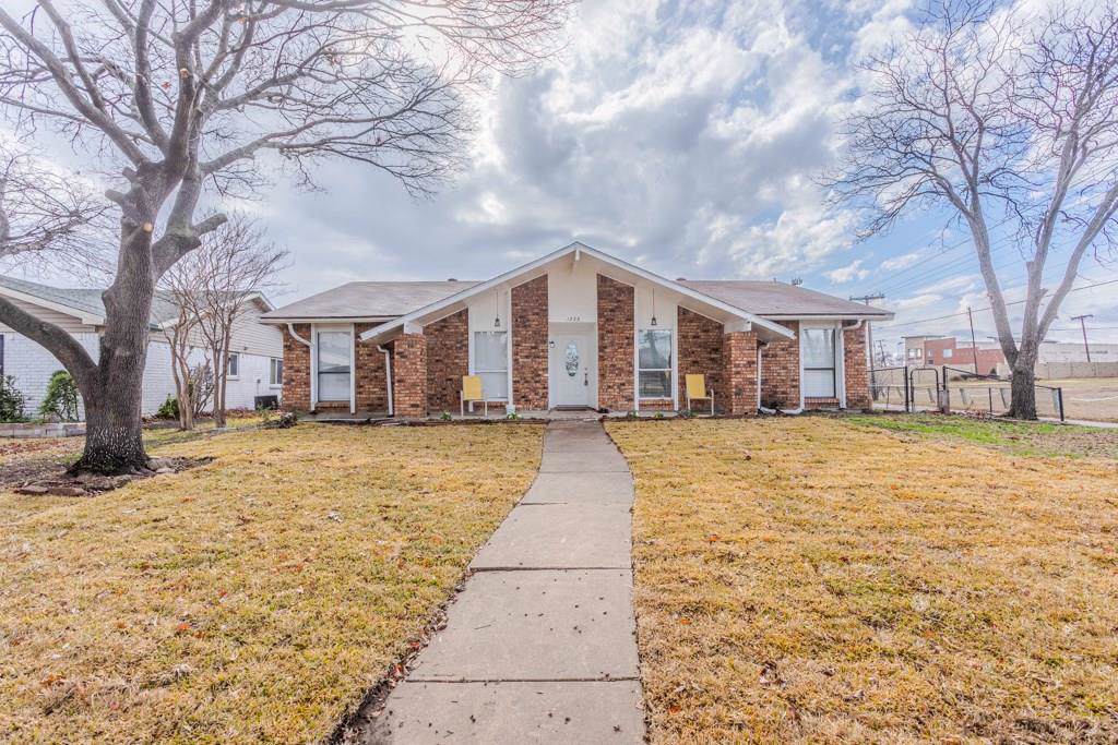1228 Warwick Drive - Photo 1
