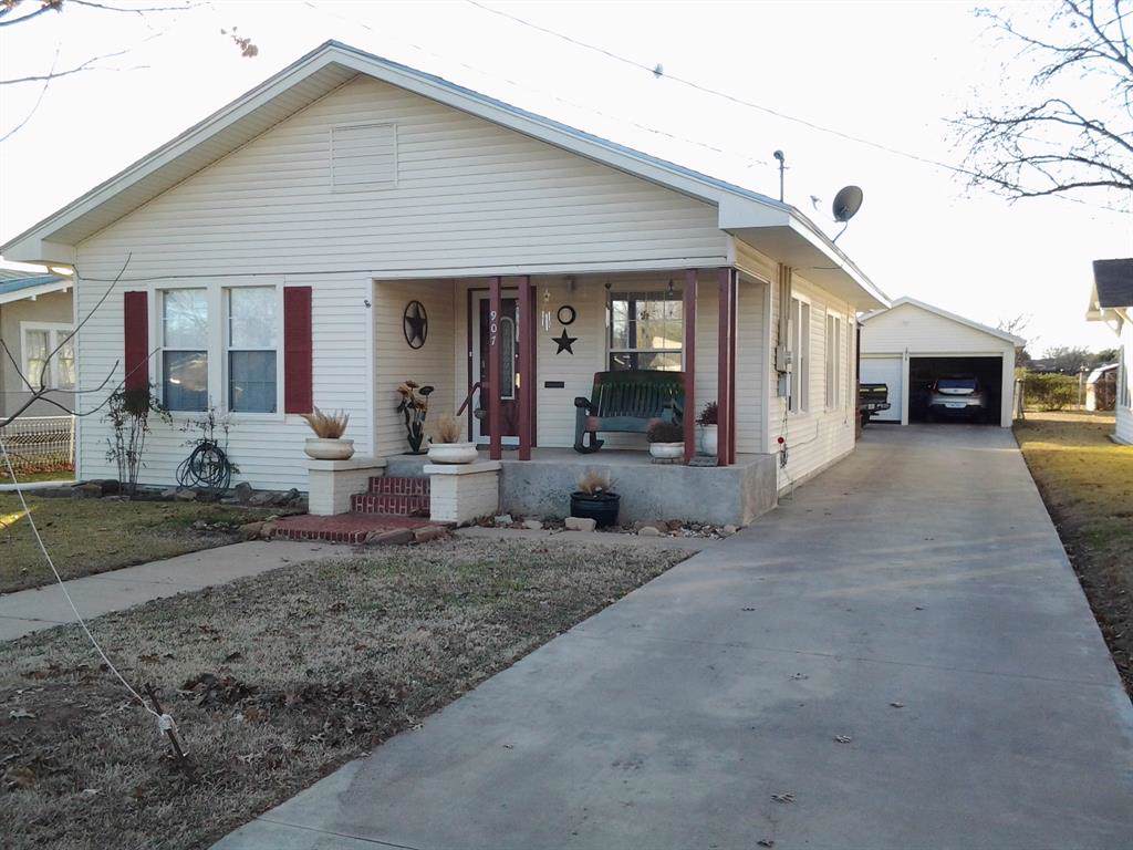 907 Seaman Street - Photo 1