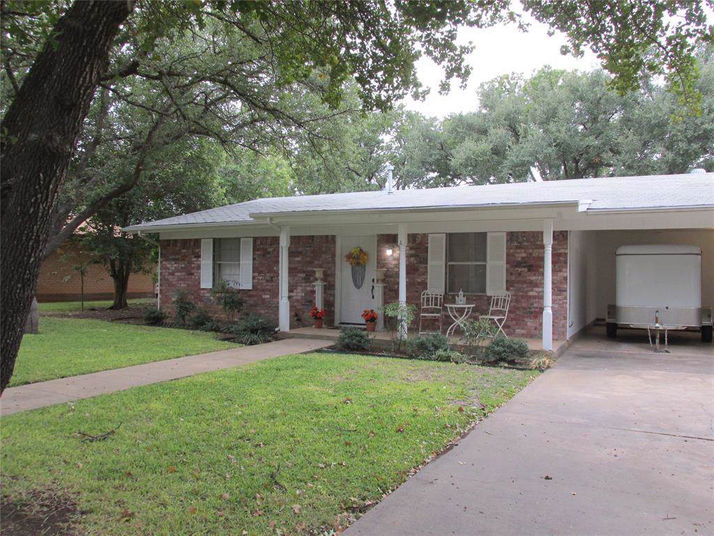1109 12 Street - Photo 1