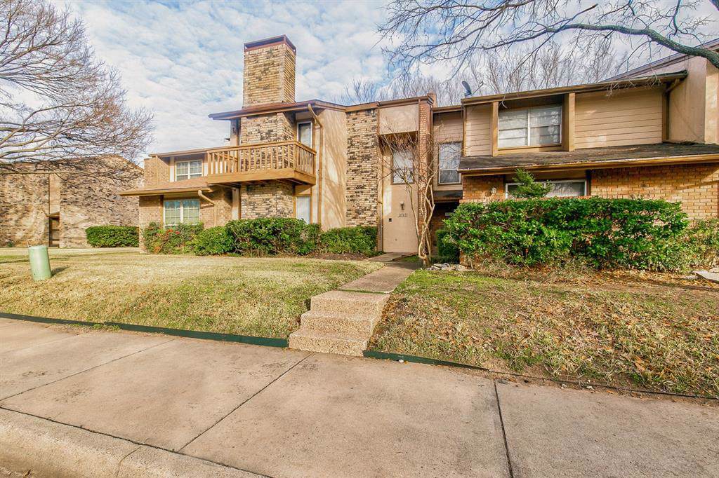 2713 Westgate Drive - Photo 1