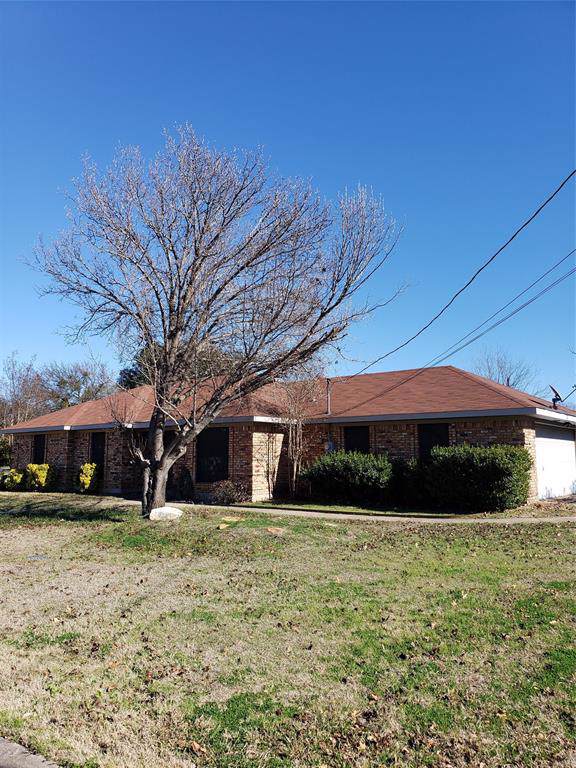 403 Creekside Drive - Photo 1