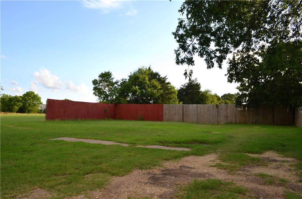 1463 Park Circle Drive - Photo 1