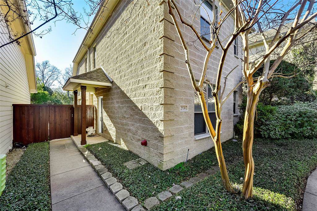 2530 Wedglea Drive - Photo 1