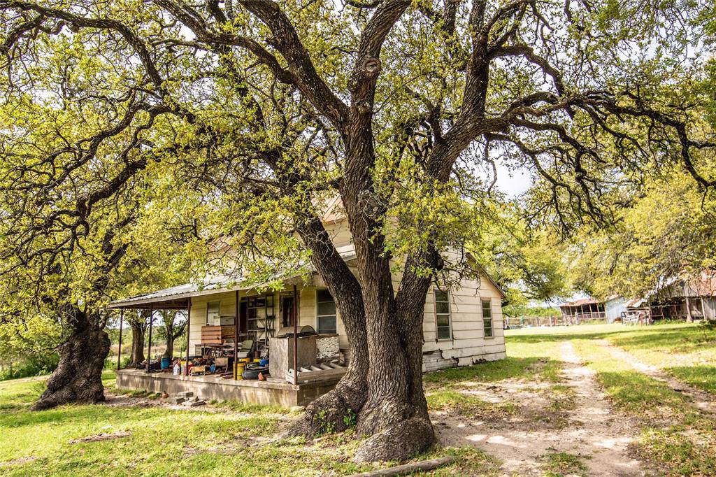1018 County Road 4190 - Photo 1