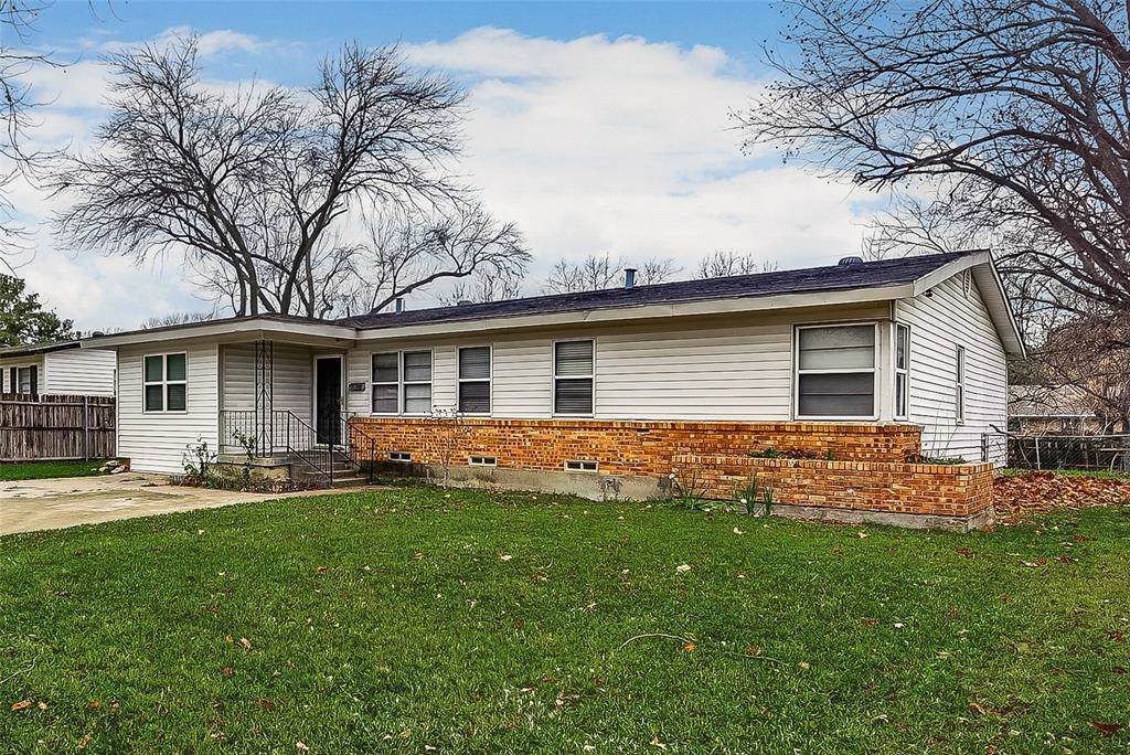 1014 Burleson Street - Photo 1