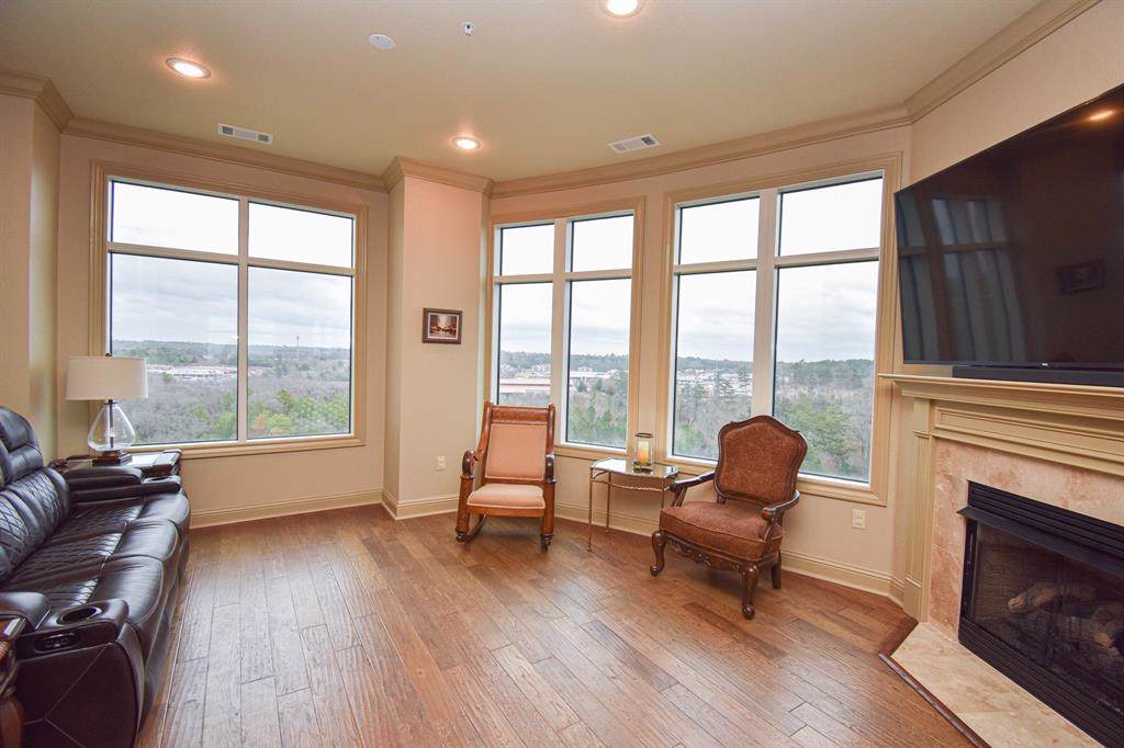 2801 Wexford Drive - Photo 1