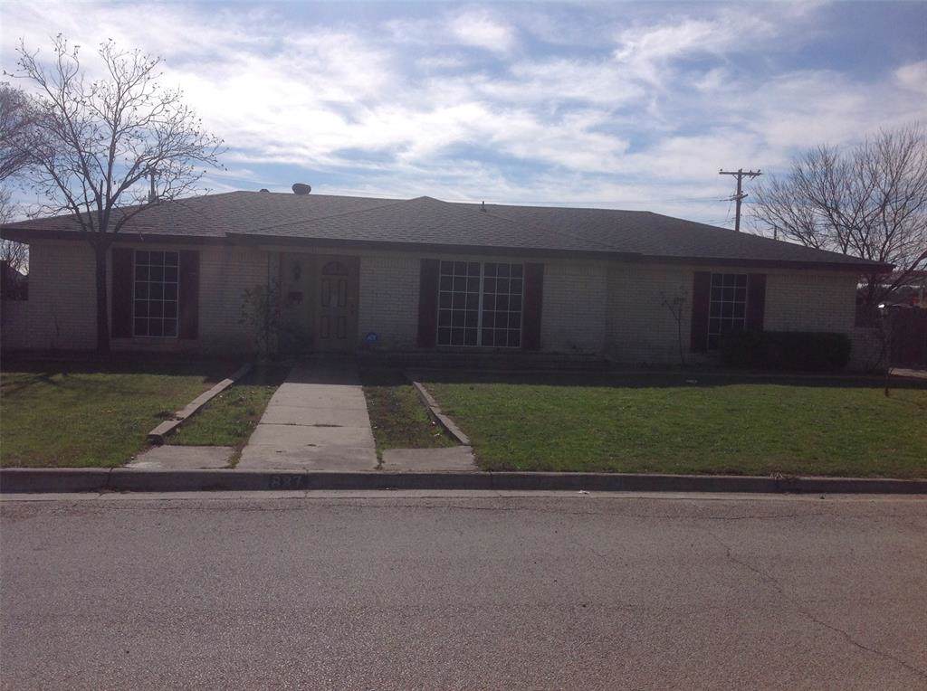 837 Michelle Drive - Photo 1