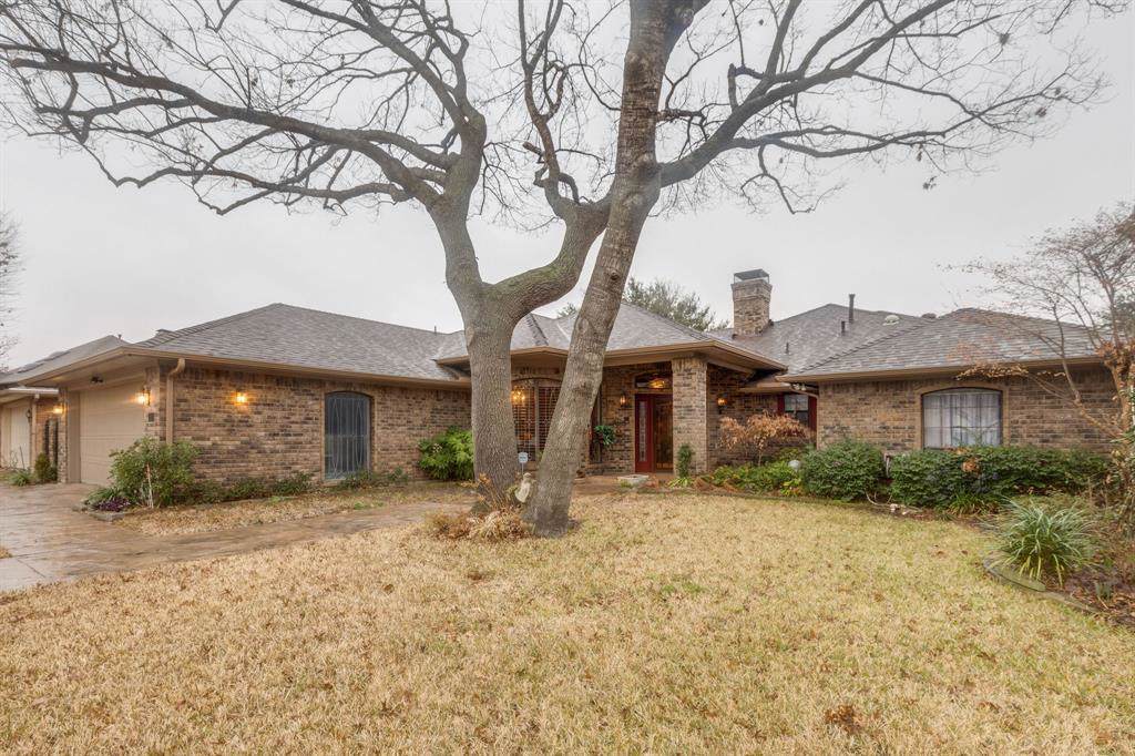 11112 Manorview Circle - Photo 1
