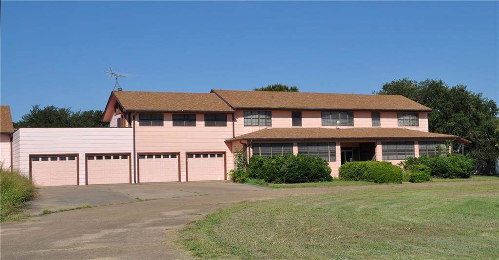226 Lee Road - Photo 1
