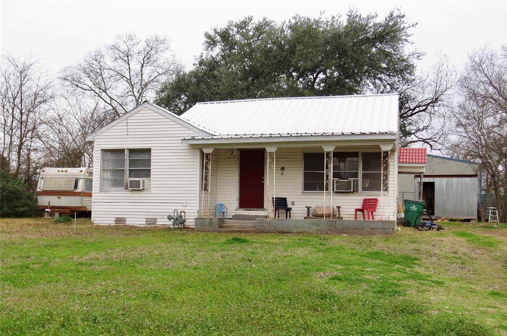 411 Bateman Road - Photo 1