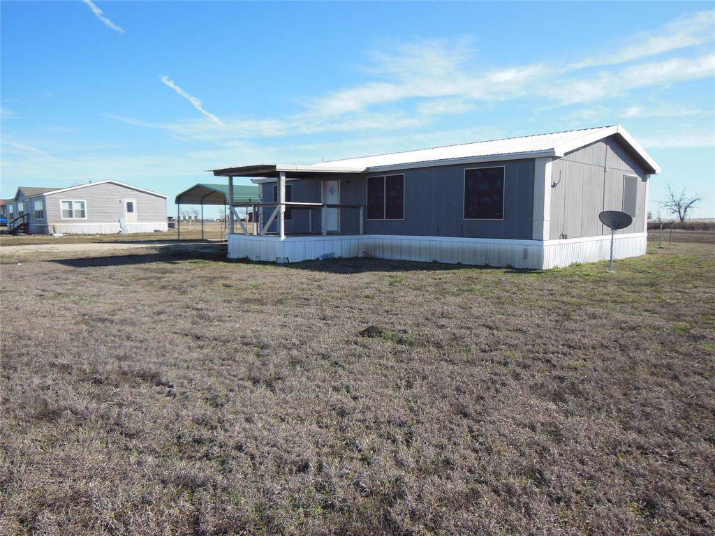 214 Private Road 4732 - Photo 1