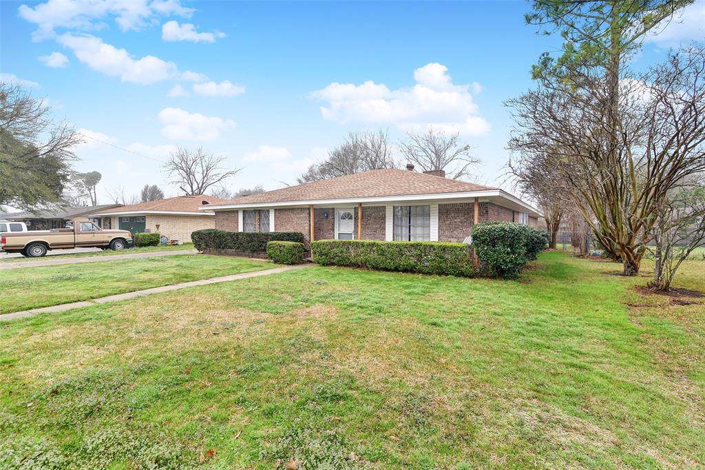 211 Melody Lane - Photo 1