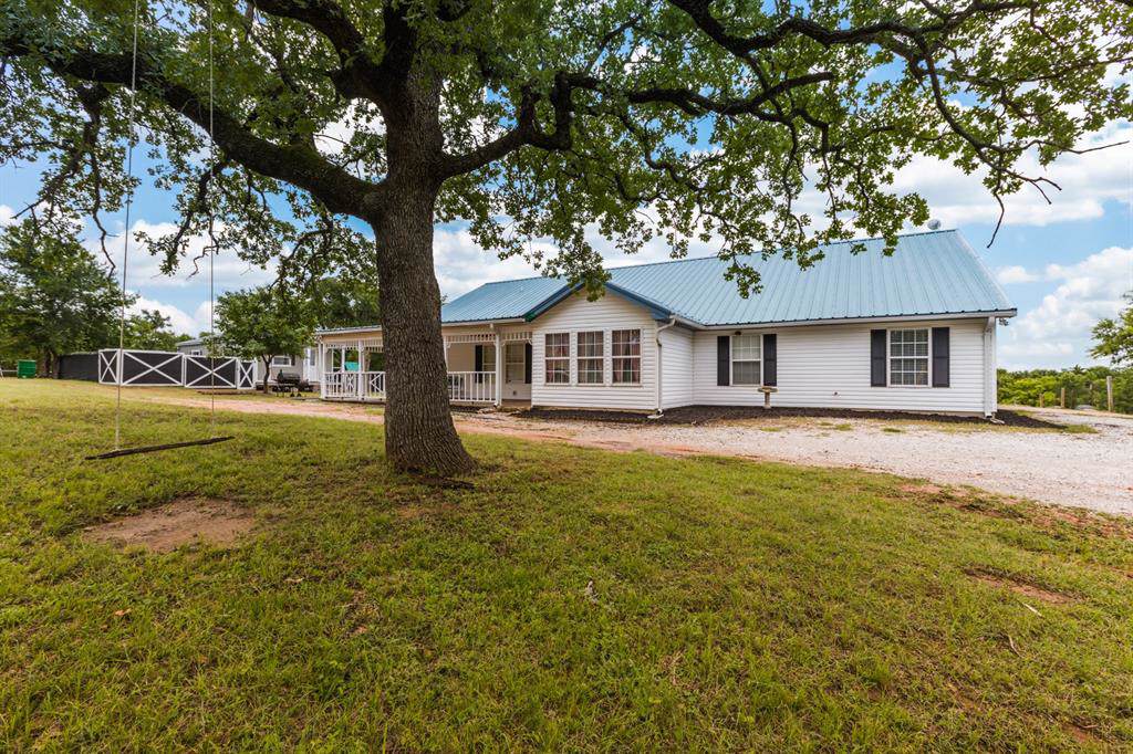 1039 County Road 4481 - Photo 1 1039 County Road 4481 - Photo 1